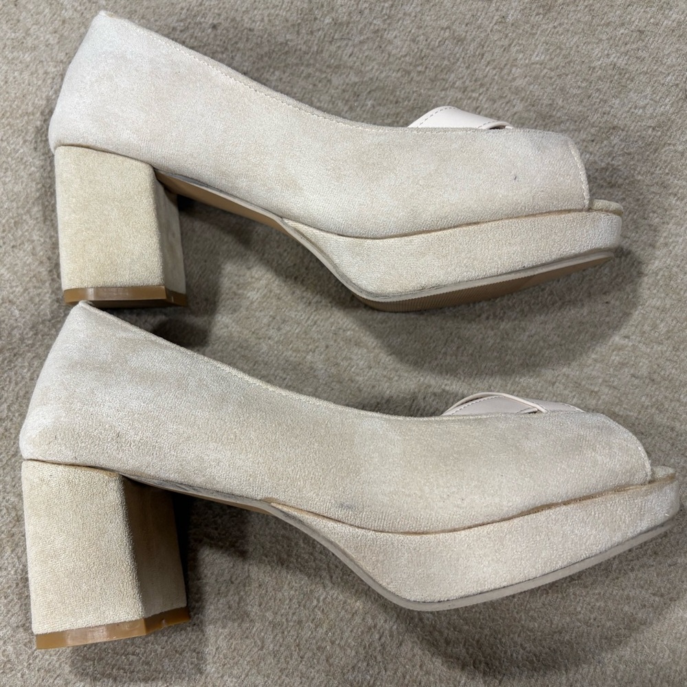 EUC Women's heels